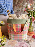 Bolsa para proyectos y organizador para tejer y crochet: Bubblegum Hope Basket de Atenti