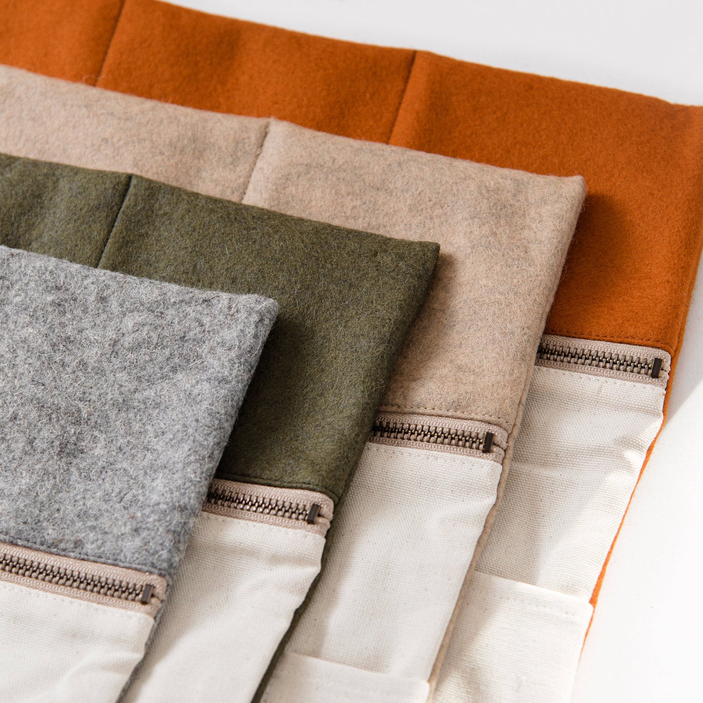 Standard wool interchangeable needle case: Acorn