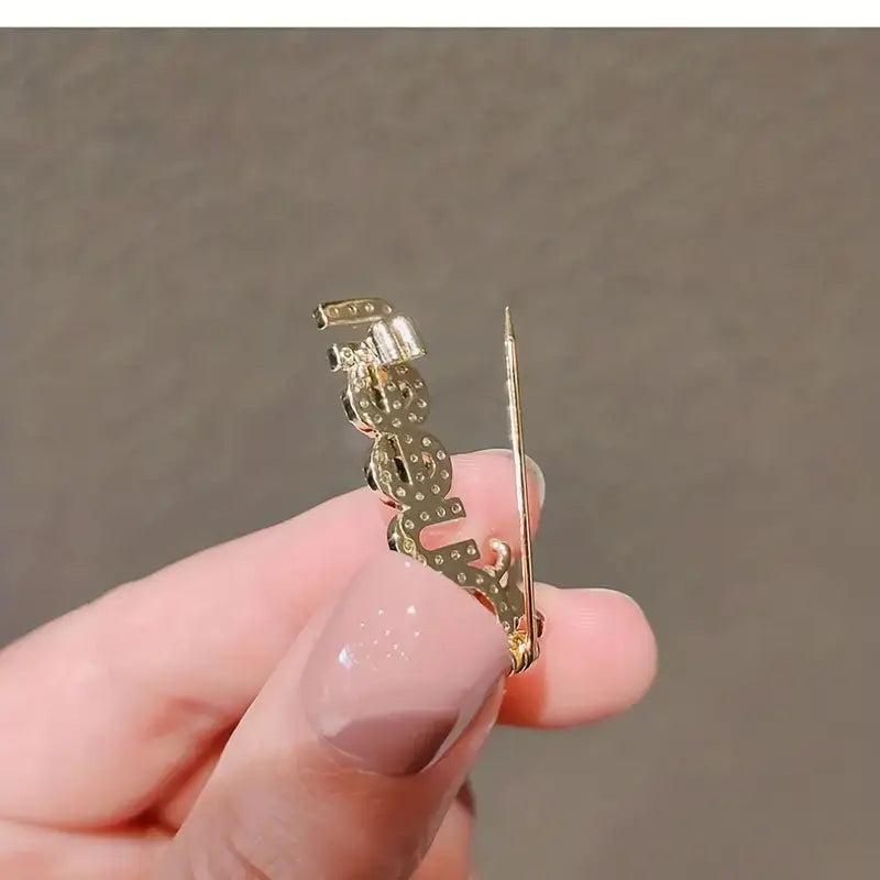 Vintage Rhinestone QUEEN Brooch Pin, Elegant for Women Girls