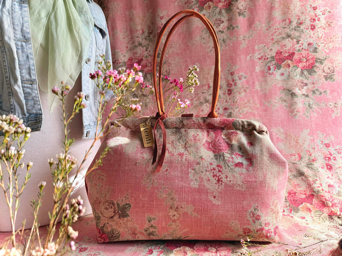 Bolsa Pioneer Rosewood de Atenti, hecha a mano en EE. UU., bolsa floral estilo Mary Poppins con armazón de broche