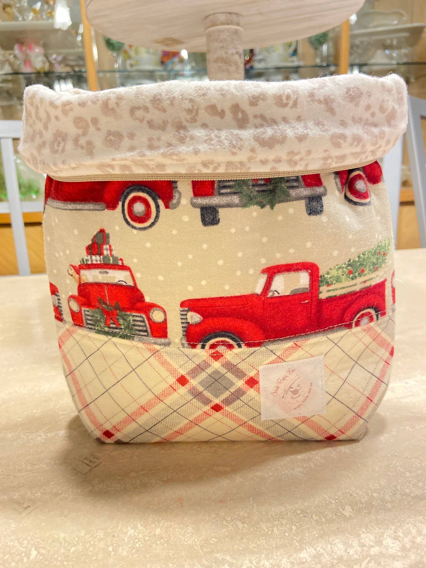 Vintage Project Bag for Knitters/ Crocheters/Needle Pointers: Large