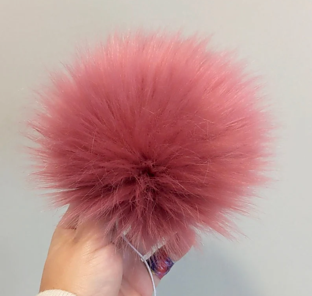Pompón desmontable de piel sintética de 7 in (18 cm) - Mauve Pink de CountryStixCo