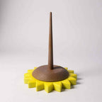 Portaestambre giratorio Sunflower | Soporte para estambre impreso en 3D para tejer de Loops And Layers