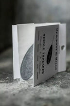 Enhebrador de agujas de Merchant and Mills