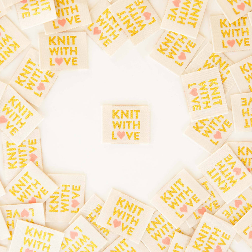 Etiquetas tejidas Knit with Love - etiquetas para tejido, costura y ropa de Sarah Hearts