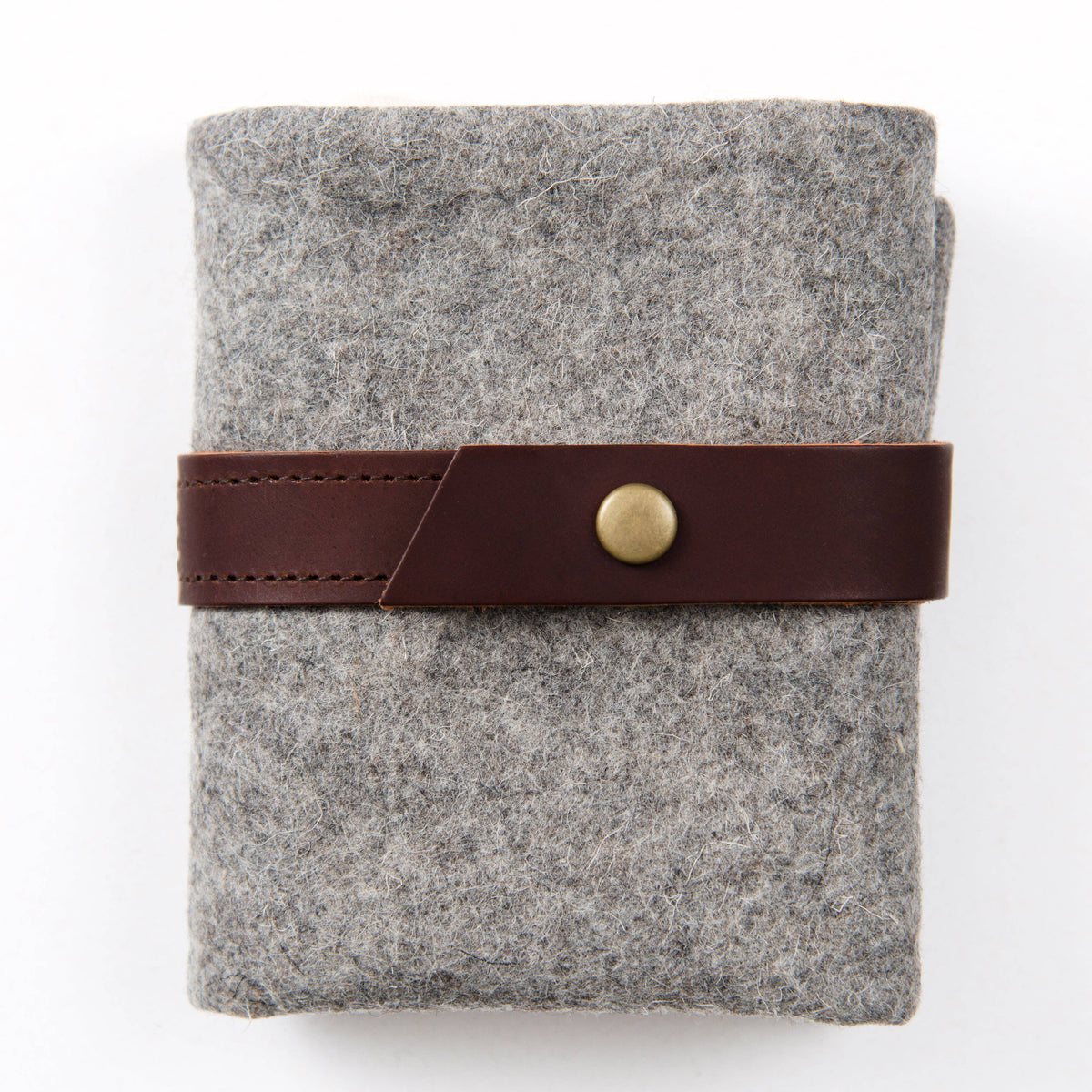 Standard wool interchangeable needle case: Acorn by Quince & Co.