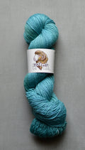 Farmer's Daughter Fibers - Foxy Lady Solids, The Sapphire Empress