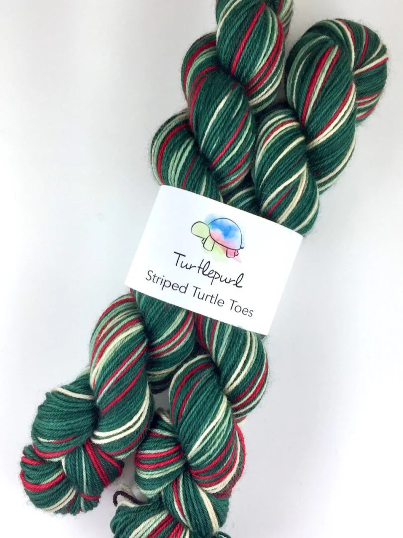Turtlepurl Striped Turtle Toes, Mistletoe Kisses