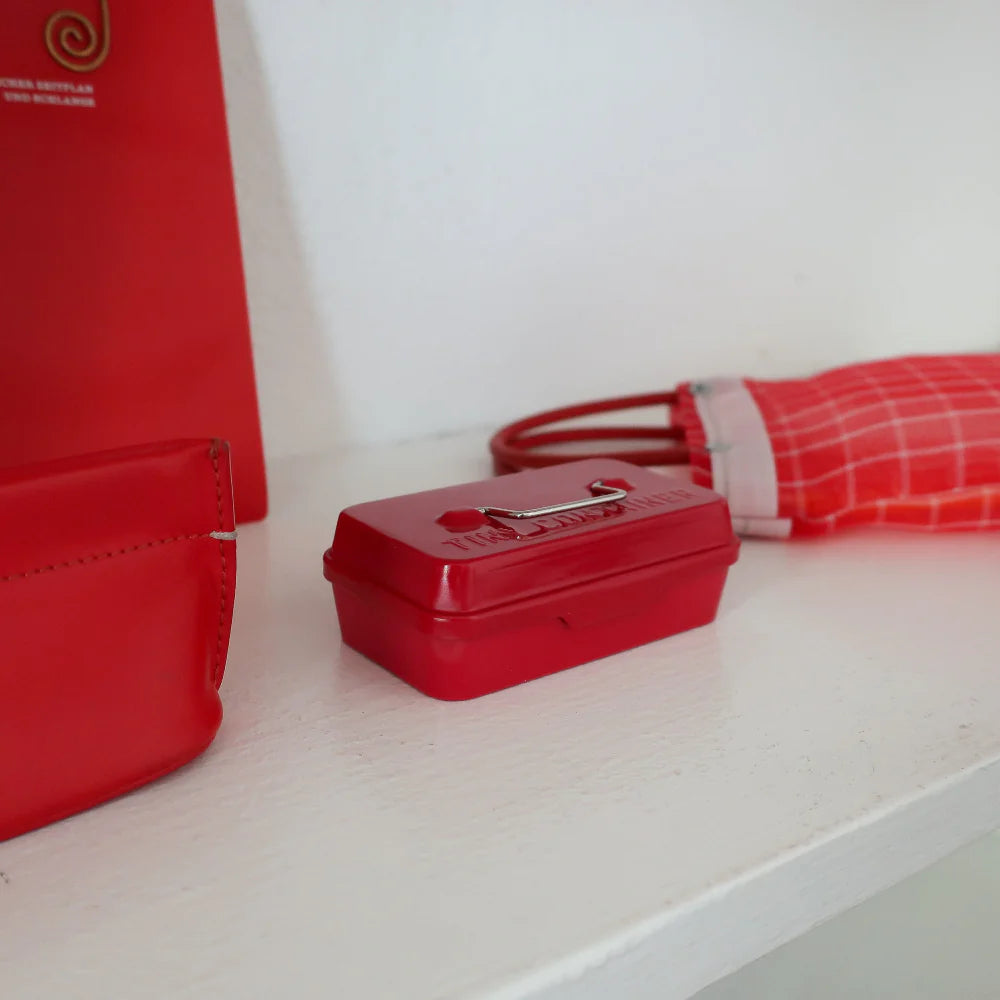 Tiny Container, Red